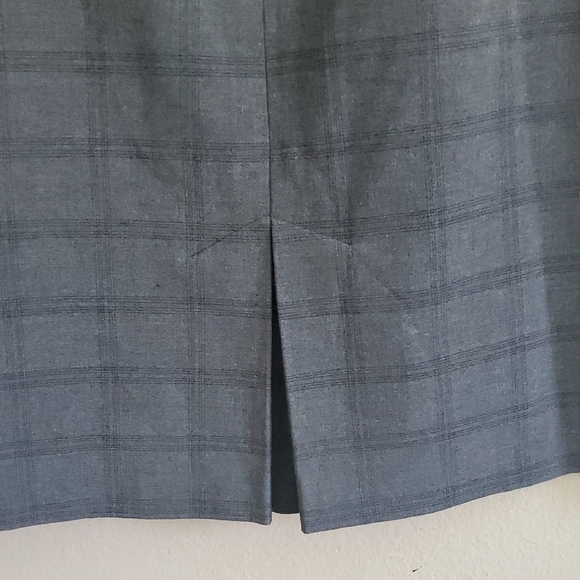 Laura Scott Charcoal Lined Business Skirt - Picture 6 of 10